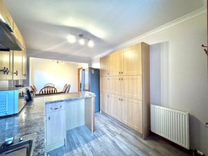 Photo 16- click for photo gallery